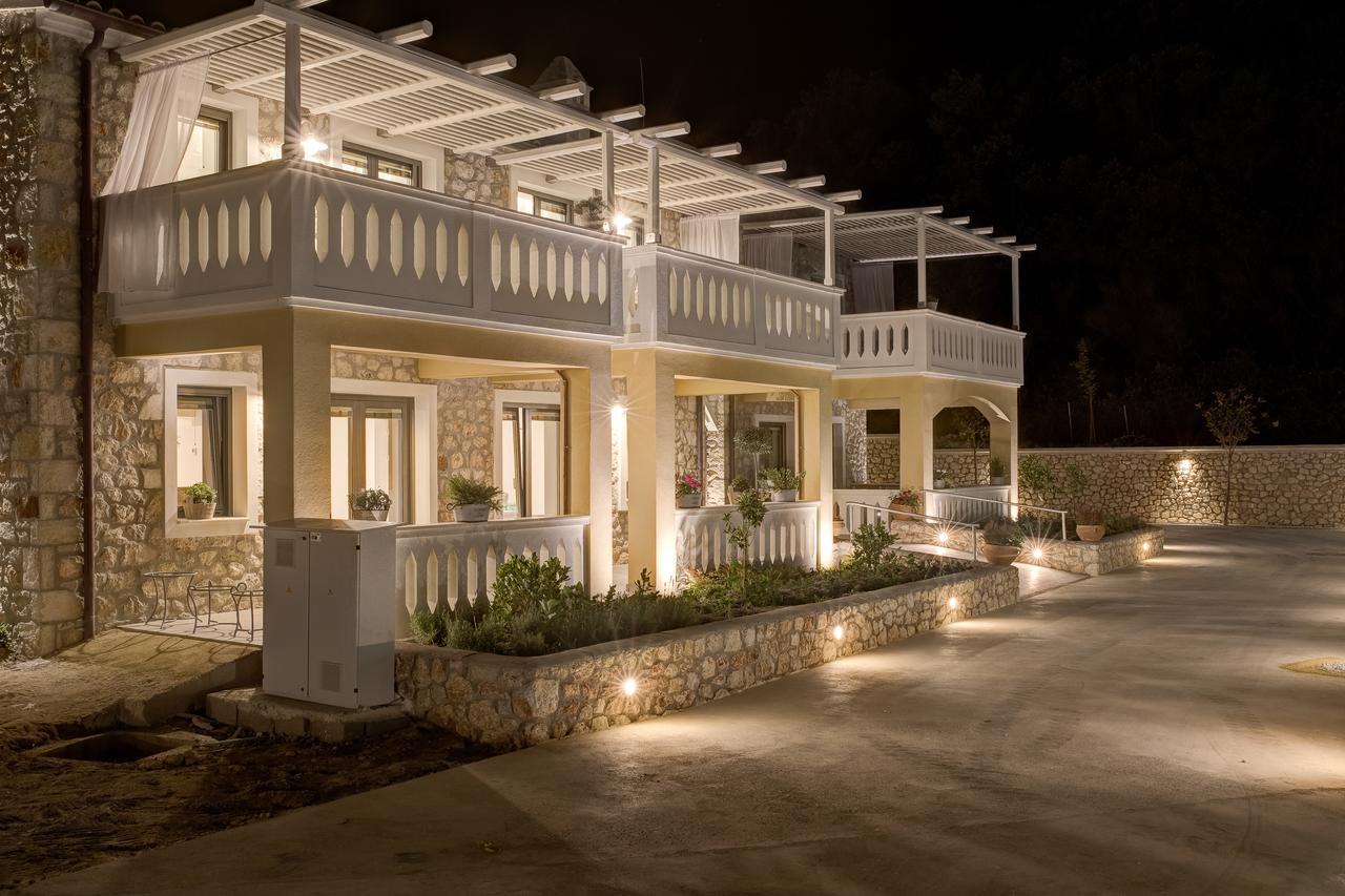 Sarakiniko  Anemolia Parga Suites מראה חיצוני תמונה