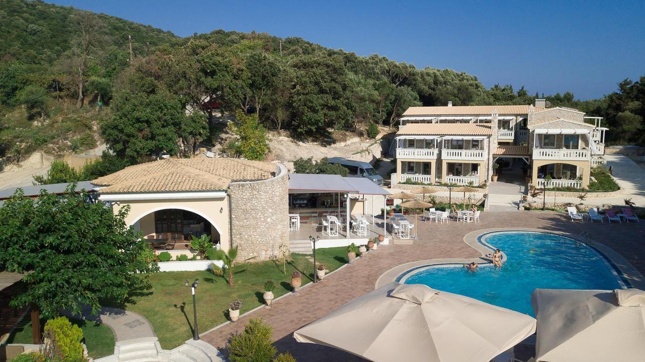 Sarakiniko  Anemolia Parga Suites מראה חיצוני תמונה